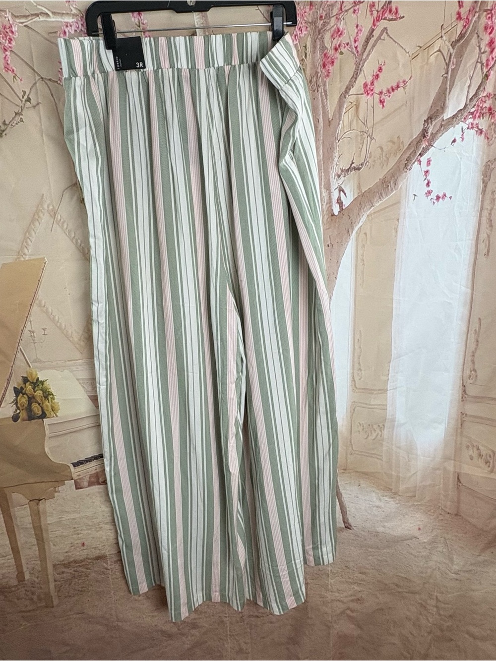 NEW Torrid Sage & Cream Vertical-Stripe Wide Leg Pants - Picture 7 of 11